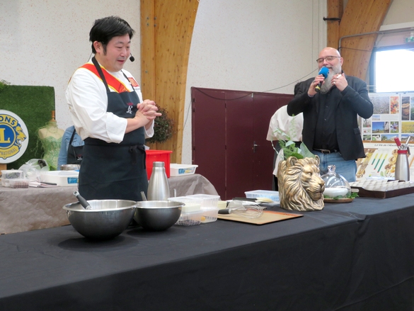 Takashi Kinoshita a démontré tout son savoir-faire au Salon Arts et Saveurs du Lions Club Châtillonnais
