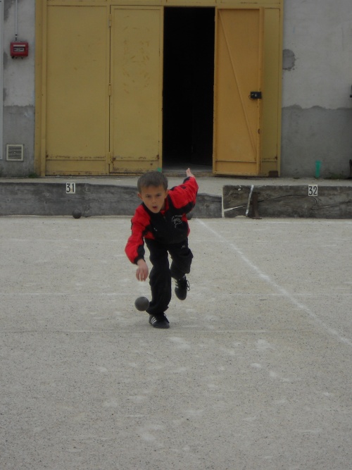 TOURNOI JEUNE à LAMASTRE PAQUES 2012
