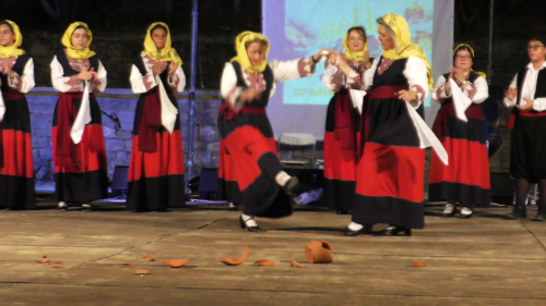Le balcon posé sur la mer (41-2) à Χίος. Le balcon dansant 3. Ικαρία & Πελοπόννησος