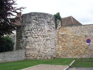 LES REMPARTS DE PONT-DE-L'ARCHE (Eure)