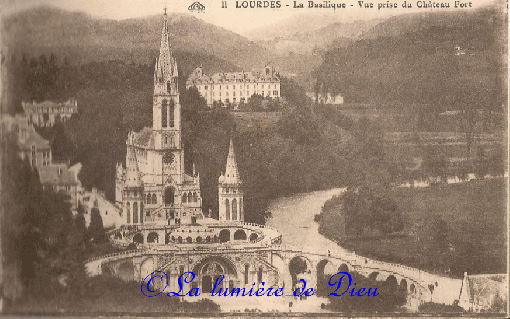 Lourdes : la basilique du Rosaire