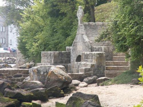 La rivière d'Etel et sa "barre" en mer.
