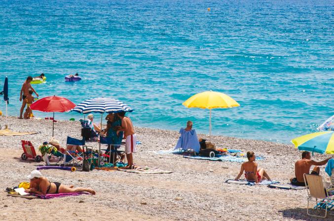 Résultat de recherche d'images pour "l'été sur la plage"