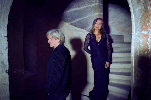 QNTAL - Les détails du nouvel album IX - Time Stands Still ; "Winterly Waves" Clip