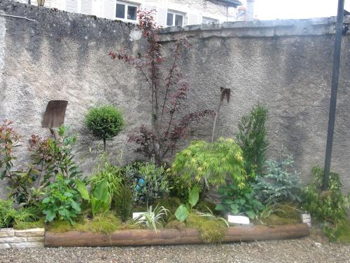 -AU SUJET DU CHÂTILLONNAIS
