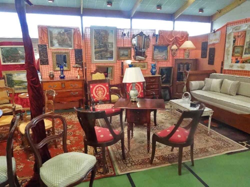 Le salon des antiquaires 2012, organisé par le Lions Club de Châtillon sur Seine..