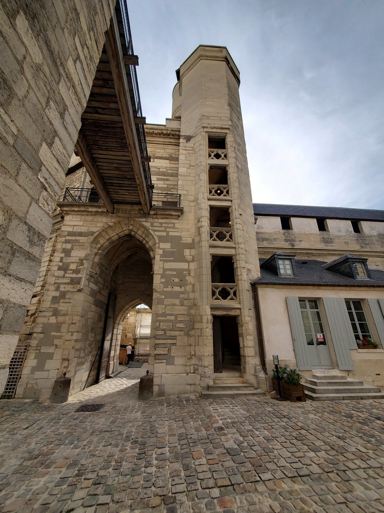 La tour d'escalier
