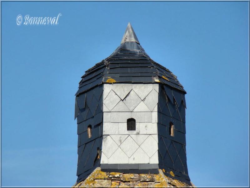 Pigeonnier lanterneau Château des Vigiers Monestier Dordogne