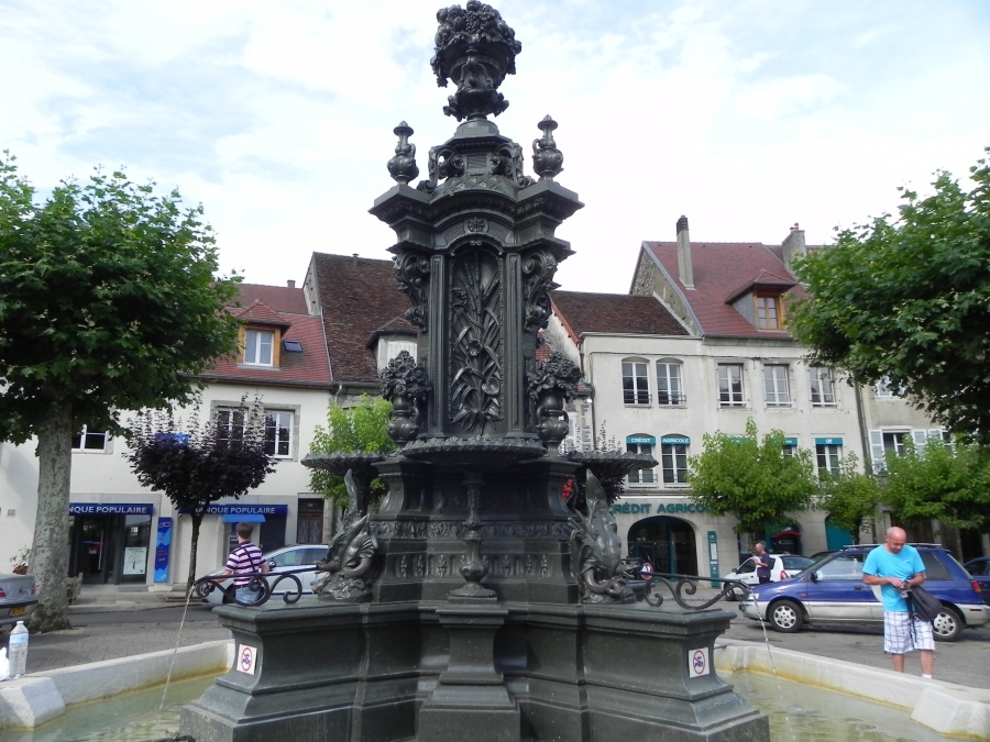Poligny dans le Jura 39800