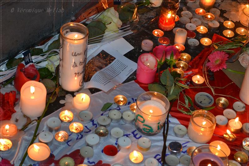 Je suis Paris : le temps du recueillement ... 