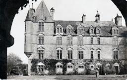 LES REMPARTS DE SOTTEVILLE (Manche)