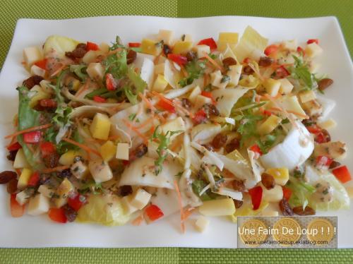 Salade composée d'endives (pomme, raisins & emmental)