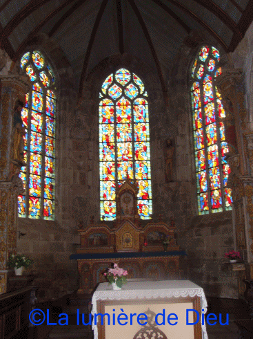 Lampaul-Guimiliau : l'enclos paroissial