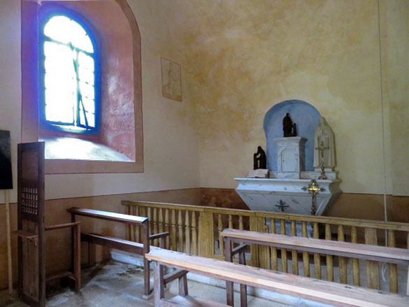 La chapelle d’Esmorots, hameau de Fontaine en Duesmois, enfin restaurée, a été ouverte aux visiteurs avec "Un jour, une église"…
