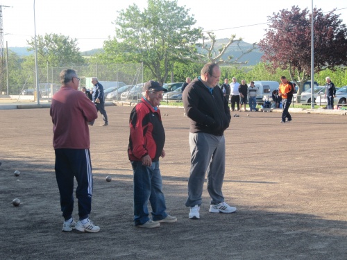 ELIMINATOIRE SECTEUR Doublettes 3 et 4 éme LAVILLEDIEU LE 13 MAI 2012