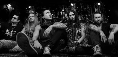 LIV SIN - "Devil's Plaything" (Clip)