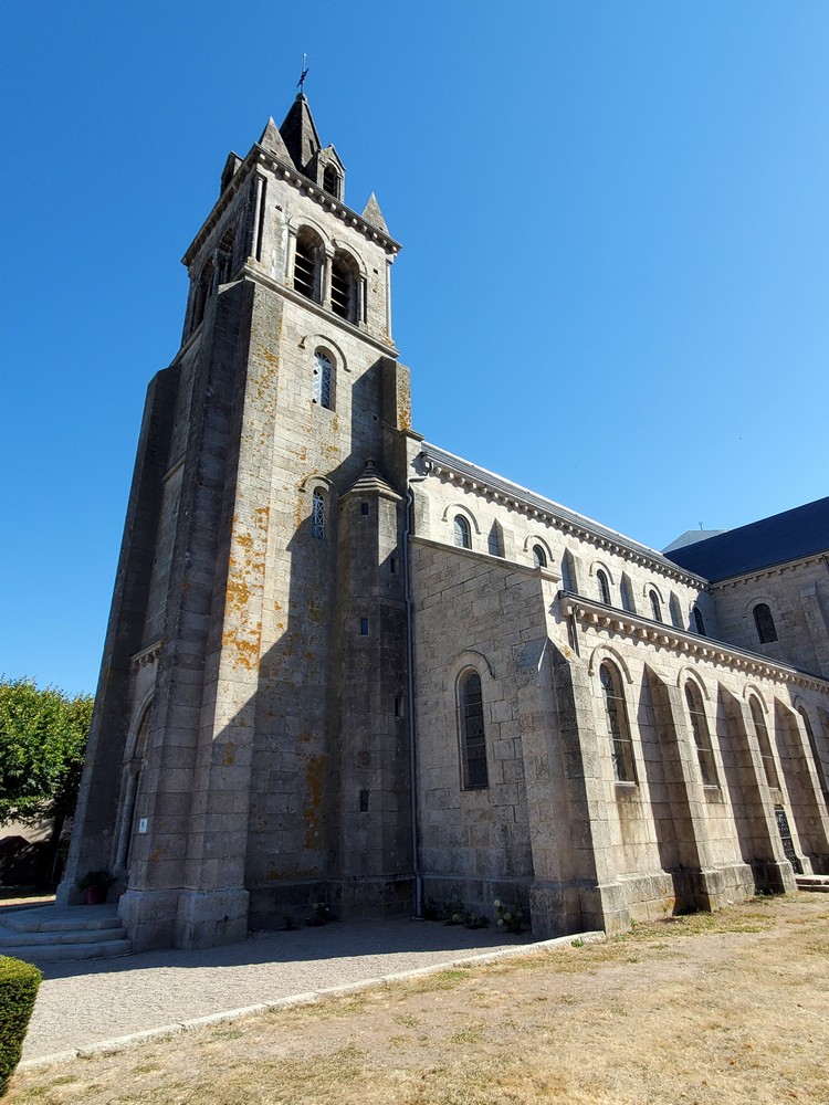 Église de Dun-les-Places