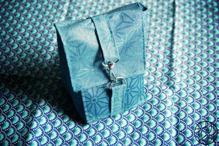 Petites pochettes bleues