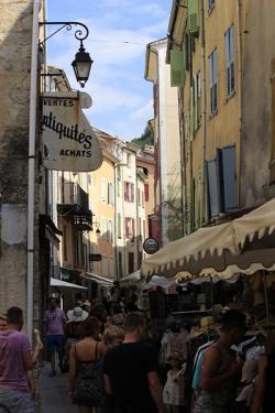823 - À côté des Gorges du Verdon : Castellane…