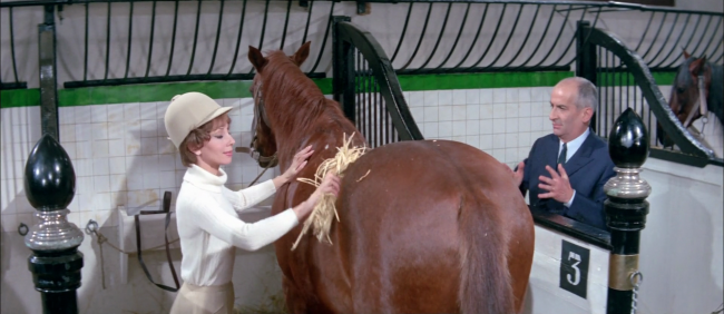 LE PETIT BAIGNEUR -  LOUIS DE FUNES BOX OFFICE 1968