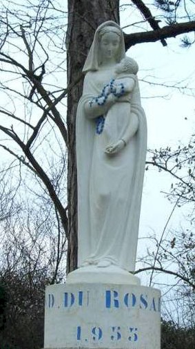 Les apparitons de la Vierge