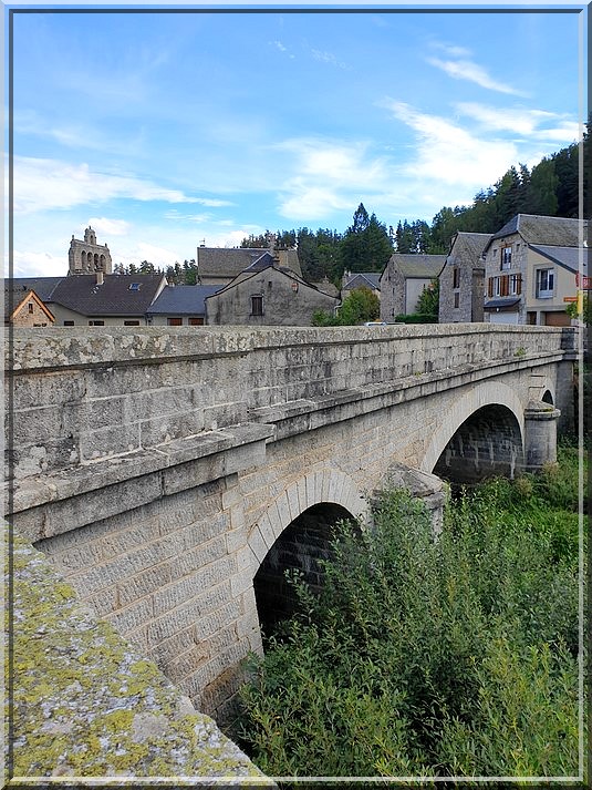 997 - Ferrières-Saint-Mary (15) ; Viaduc de Garabit (15) ; Rimeize (48) ; Fontans (48)