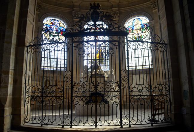 Escapade entre sœurs en Bourgogne : Jour 4 - La Cathédrale de Sens et Ervy-le-Châtel