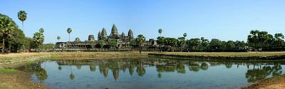 Blog de images-du-pays-des-ours :Images du Pays des Ours (et d'ailleurs ...), Temple d'Angkor Vat - Vue panoramique (3 photos) - Cambodge