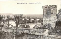 LES REMPARTS DE PONT-DE-L'ARCHE (Eure)