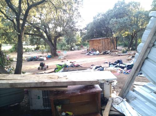 Restes du village rum dans une impasse résidentielle d'Aix-en-Provence