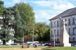 Le square Léo Pouzac, vue d'ensemble