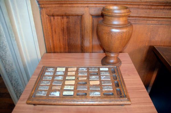 Visite de l'ancien Palais de Justice avec Générations13