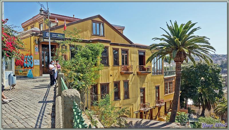 20/03/2022 : suite de la balade dans les ruelles de la colline Cerro Conception - Valparaiso - Chili