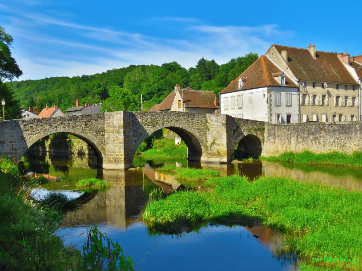 le pont de Chambon en reflets