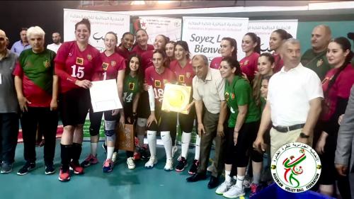 MEZEMATE Aicha (N° 15) denier titre avec le MCA Championne d'Algérie 2024