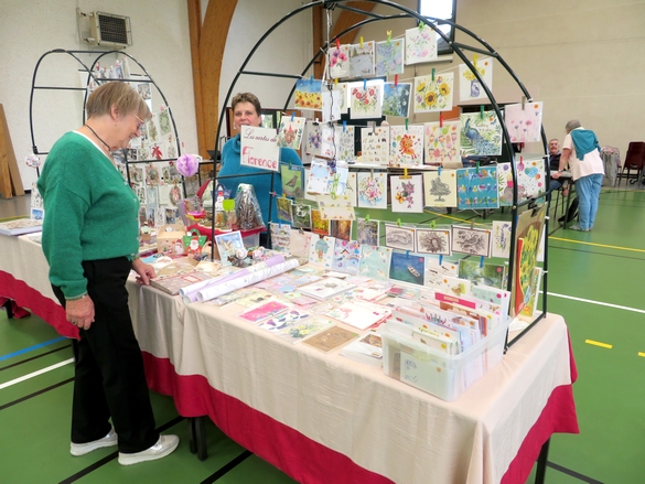 beaucoup d'artistes et artisans d'Art ont exposé au "salon des champignons" 2023 de la Société Mycologique du Châtillonnais