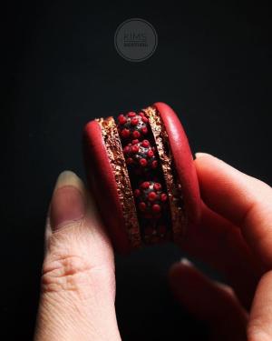 Kim Delia & ses macarons somptueux