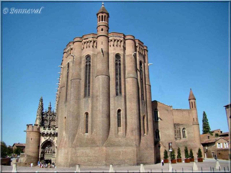 La Cathédrale Sainte-Cécile chevet baldaquin