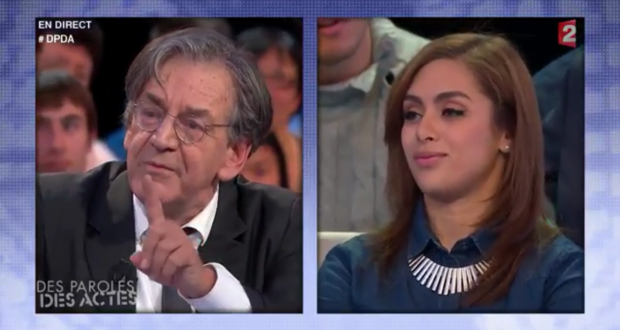 Une professeure de confession musulmane  ridiculise Finkielkraut en direct   sur France 2 :
