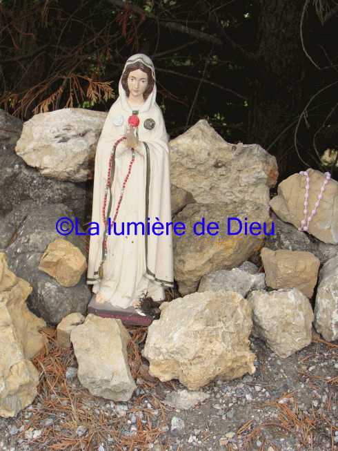 Cotignac : le chemin des pèlerins saint Joseph