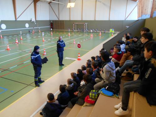 Permis vélo avec la gendarmerie