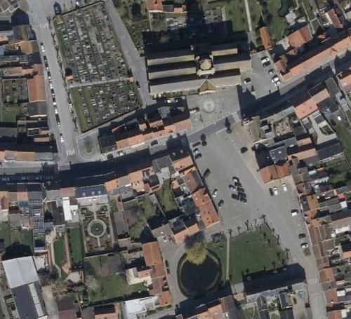 Lo - centre-ville en 2020 (geopunt.be)