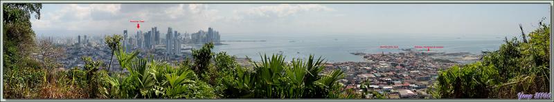 Vue panoramique du Panama City moderne jusqu'au vieux Casco Viejo - Cerro Ancòn - Ciudad de Panamà