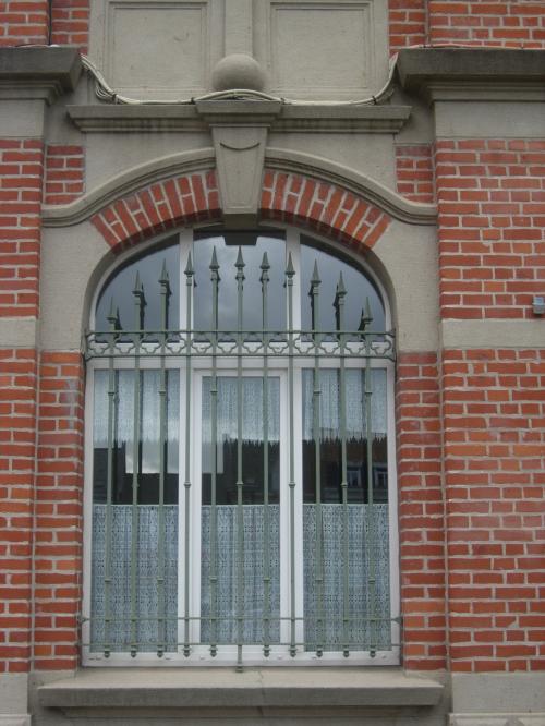 détail de la façade - une fenêtre
