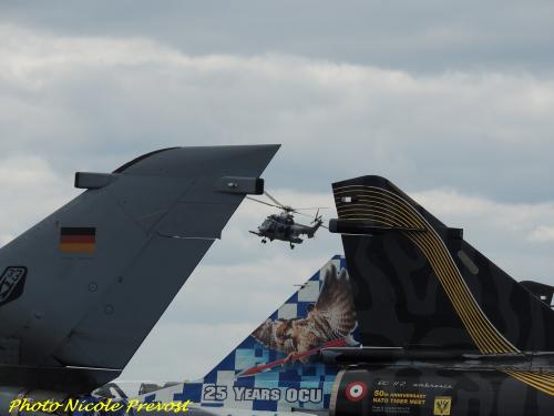 Le meeting de Chateaudun vu par Nicole Prévost, toujours aussi passionnée d'aviation !
