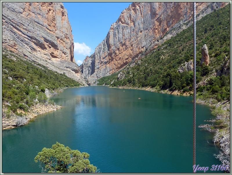 Randonnée au Congost de Mont-Rebei : traversée de la rivière Noguera Ribagorçana par la passerelle - Aragon/Catalogne - Espagne