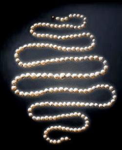 BIJOUX de PERLES ANCIENS