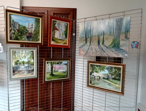 Les peintres des Amis du Châtillonnais ont exposé à l'Office du Tourisme de Châtillon sur Seine