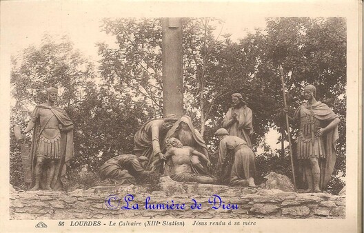 Lourdes : Le chemin de croix