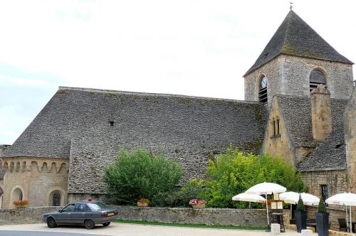 Saint-Geniès  (Dordogne)